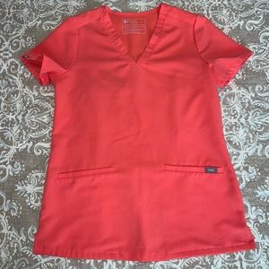 Figs XS scrub top
